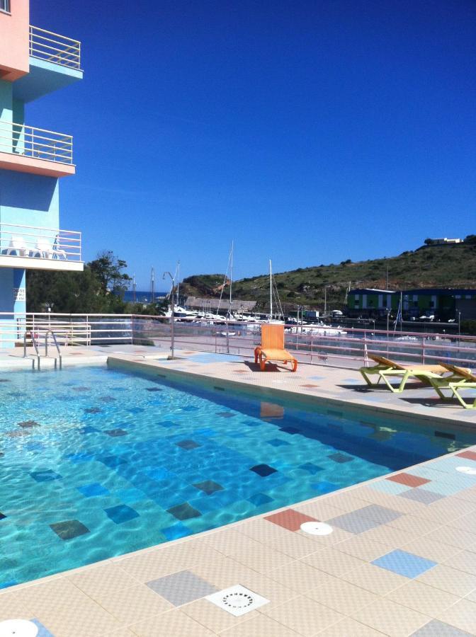 Marina De Albufeira T1 Ate 2 Pax Ou T2 Ate 6 Pax Com Piscina E Vista Marina Lejlighed Eksteriør billede